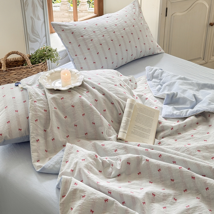 91家纺网 家纺一手货源 找家纺 木楌家居 2026新款全棉提花剪花夏被四件套 向云端