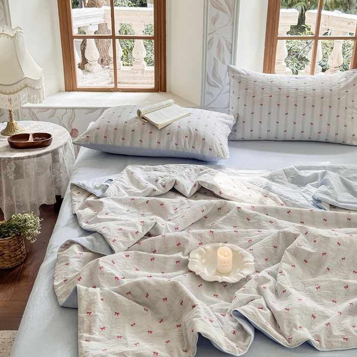 91家纺网 家纺一手货源 找家纺 木楌家居 2026新款全棉提花剪花夏被四件套 向云端