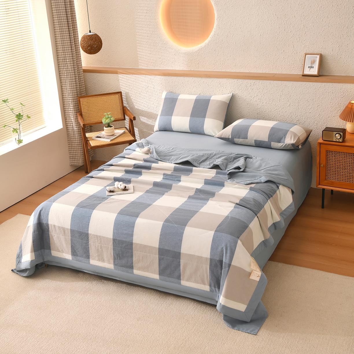 91家纺网 家纺一手货源 找家纺 培童家纺 2026新款全棉色织水洗棉A类棉花夏被可机洗空调被四件套床单枕套 蓝大格