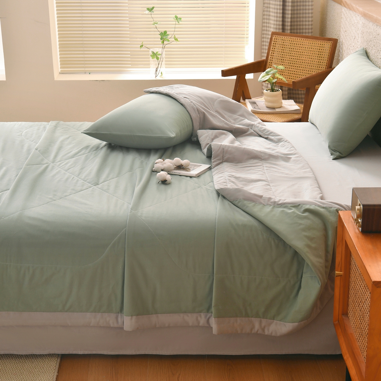 91家纺网 家纺一手货源 找家纺 培童家纺 2026新款全棉色织水洗棉A类棉花夏被可机洗空调被四件套床单枕套 灰绿