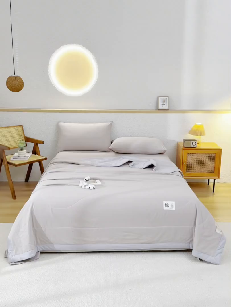 91家纺网 家纺一手货源 找家纺 培童家纺 2026新款全棉色织水洗棉A类棉花夏被可机洗空调被四件套床单枕套 棕小格