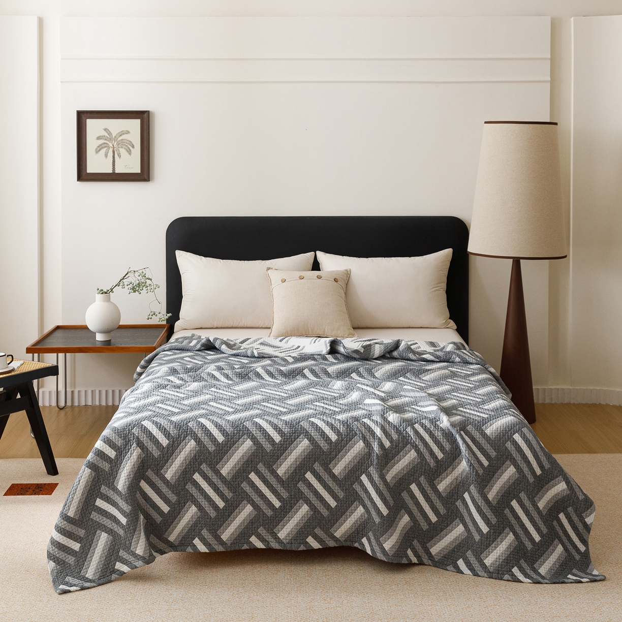 91家纺网 家纺一手货源 找家纺 悦然毛巾被 2026新款外贸全棉三层纱布毛巾被盖毯 迷宫蓝