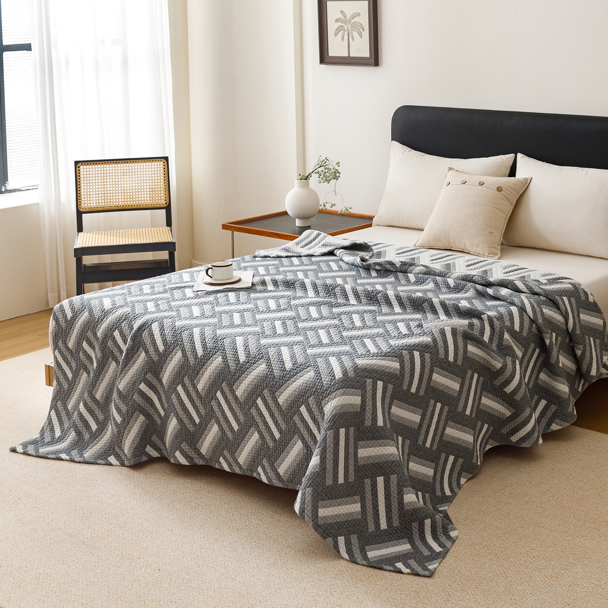 91家纺网 家纺一手货源 找家纺 悦然毛巾被 2026新款外贸全棉三层纱布毛巾被盖毯 迷宫蓝