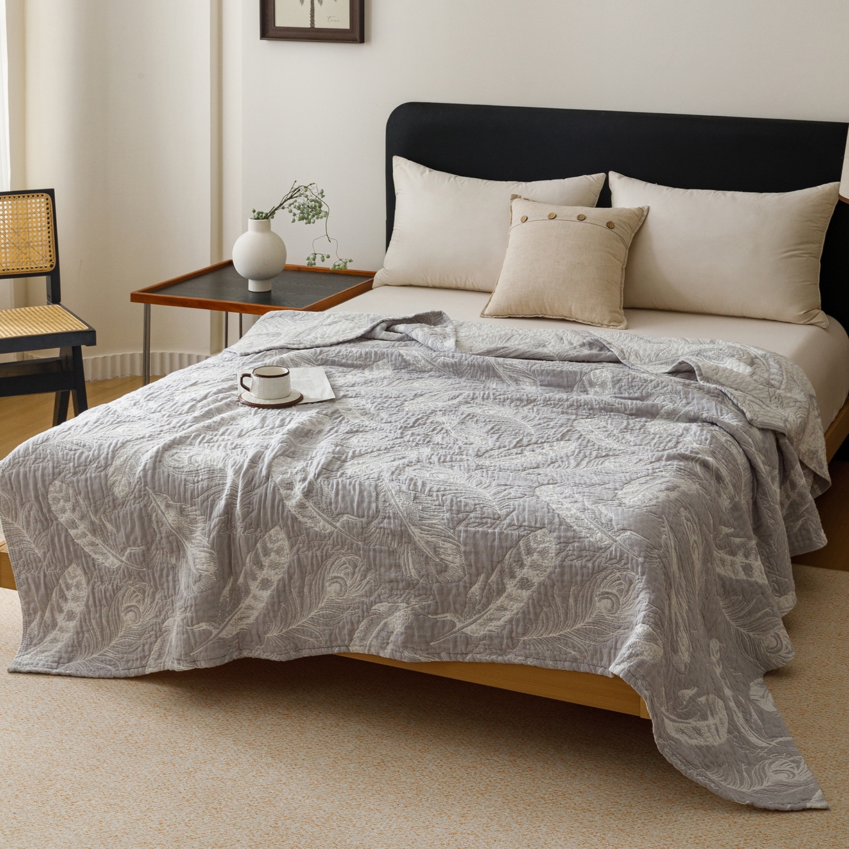 91家纺网 家纺一手货源 找家纺 悦然毛巾被 2026新款外贸全棉三层纱布毛巾被盖毯 空灵羽灰