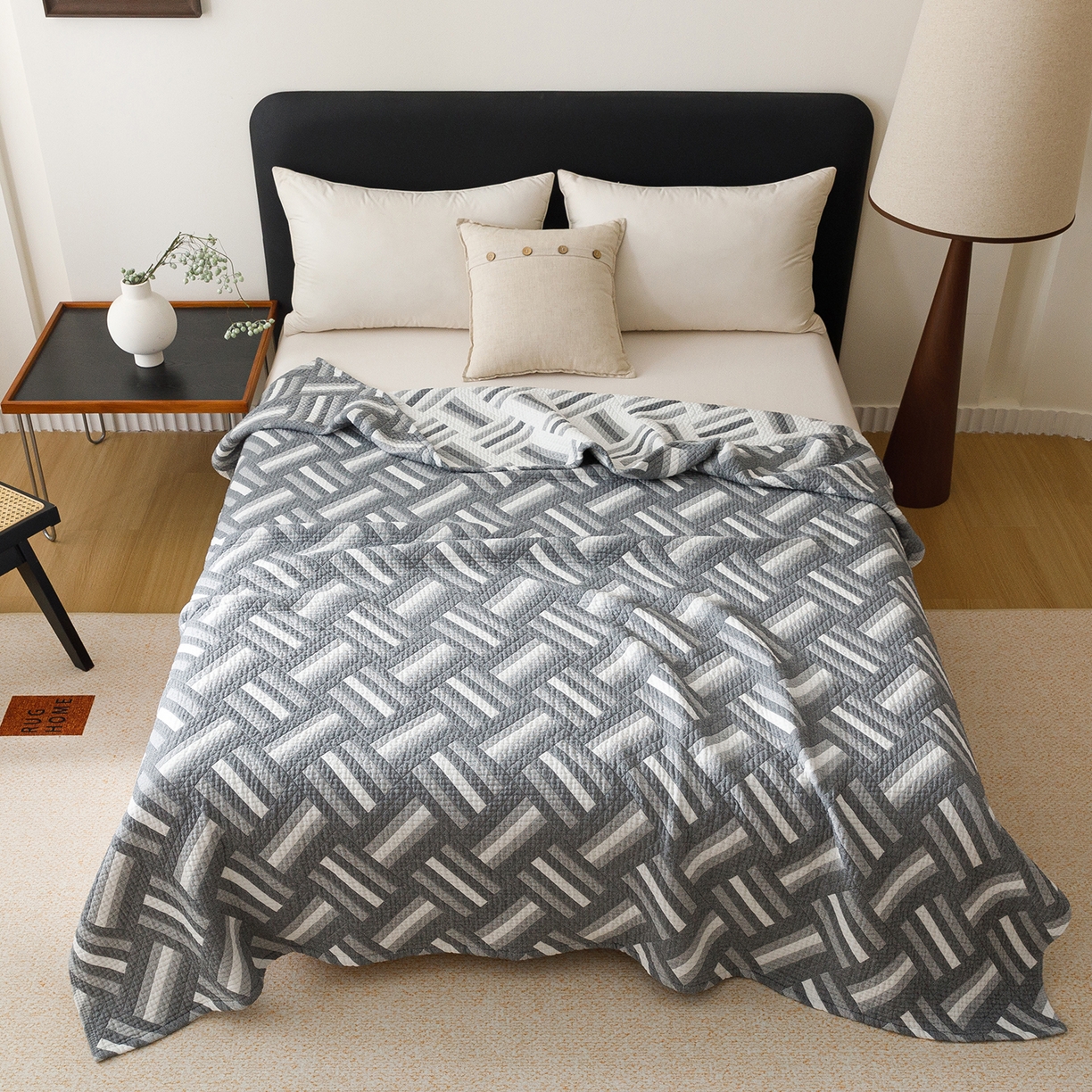 91家纺网 家纺一手货源 找家纺 悦然毛巾被 2026新款外贸全棉三层纱布毛巾被盖毯 迷宫蓝