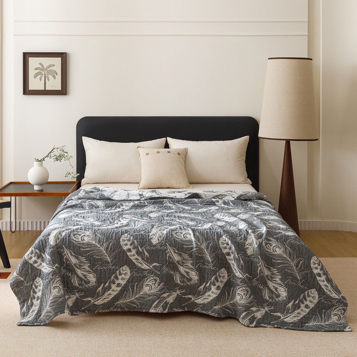 91家纺网 家纺一手货源 找家纺 悦然毛巾被 2026新款外贸全棉三层纱布毛巾被盖毯 空灵羽蓝