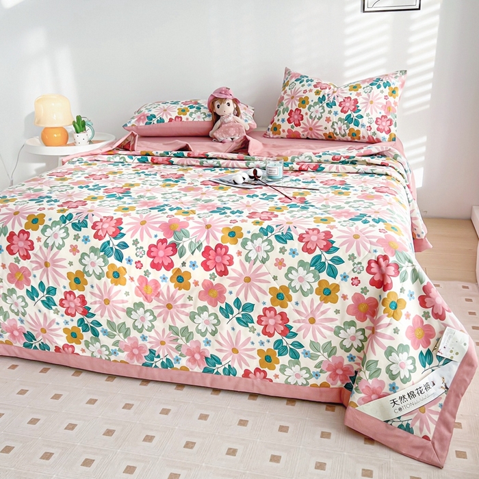 91家纺网 家纺一手货源 找家纺 黛妮雅 2026新款里外全棉印花棉花被纯棉夏被夏凉被空调被 夏被四件套米兰春天