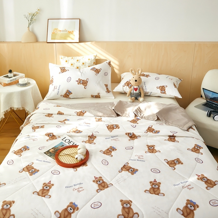 91家纺网 家纺一手货源 找家纺 黛妮雅 2026新款里外全棉印花棉花被纯棉夏被夏凉被空调被 夏被四件套小熊宝贝