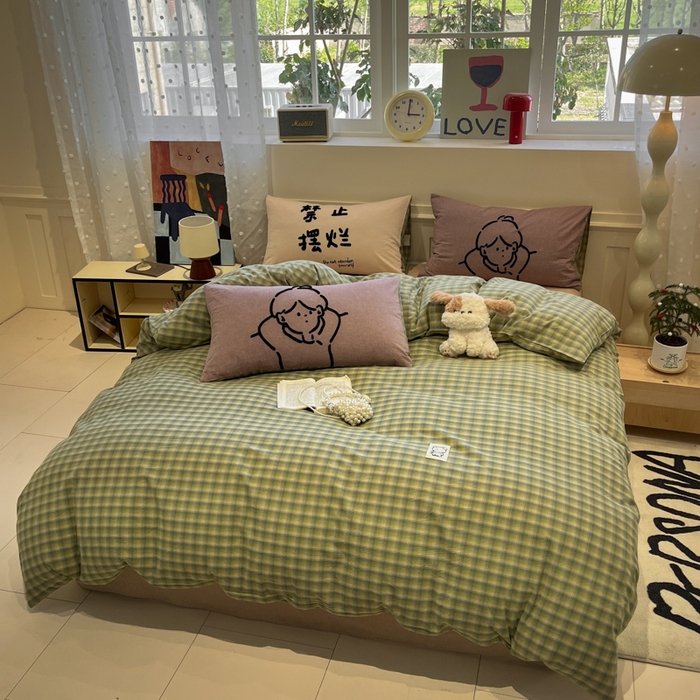 91家纺网 家纺一手货源 找家纺 花漾家居 2026新款无印宿舍简约全棉色织水洗棉毛巾绣四件套 绿咖格