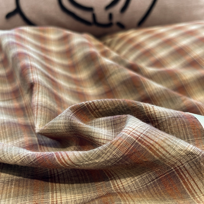 91家纺网 家纺一手货源 找家纺 花漾家居 2026新款无印宿舍简约全棉色织水洗棉毛巾绣四件套 红咖格