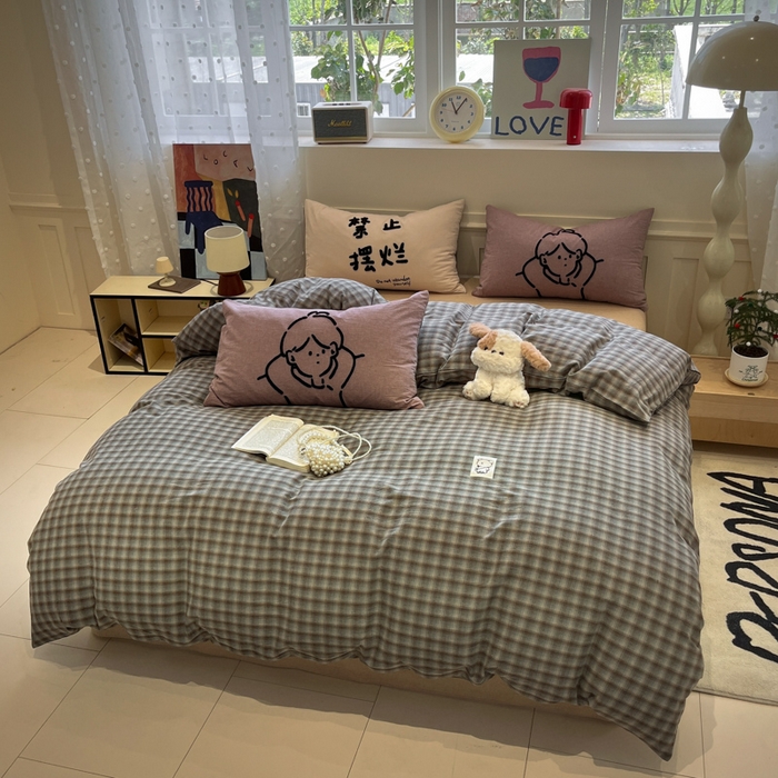 91家纺网 家纺一手货源 找家纺 花漾家居 2026新款无印宿舍简约全棉色织水洗棉毛巾绣四件套 蓝咖格