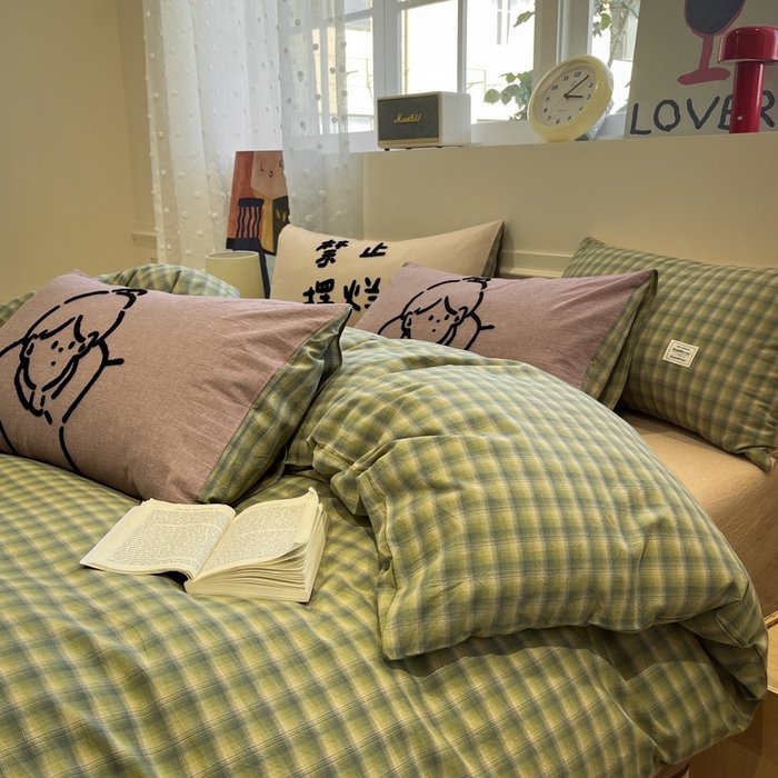 91家纺网 家纺一手货源 找家纺 花漾家居 2026新款无印宿舍简约全棉色织水洗棉毛巾绣四件套 绿咖格