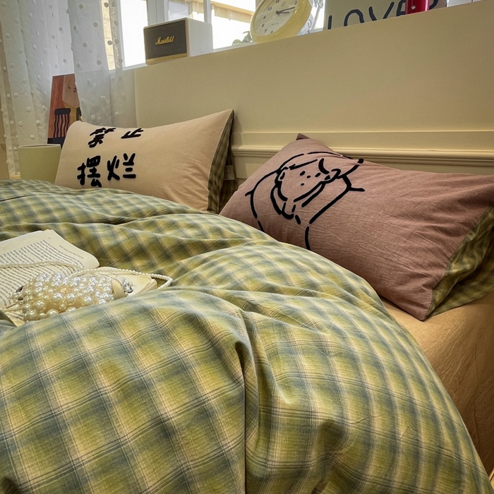 91家纺网 家纺一手货源 找家纺 花漾家居 2026新款无印宿舍简约全棉色织水洗棉毛巾绣四件套 绿咖格