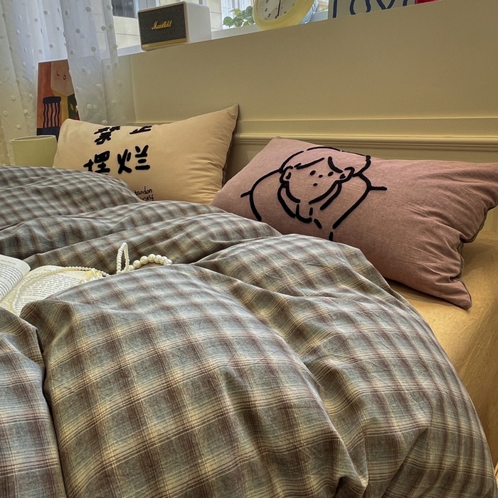 91家纺网 家纺一手货源 找家纺 花漾家居 2026新款无印宿舍简约全棉色织水洗棉毛巾绣四件套 蓝咖格