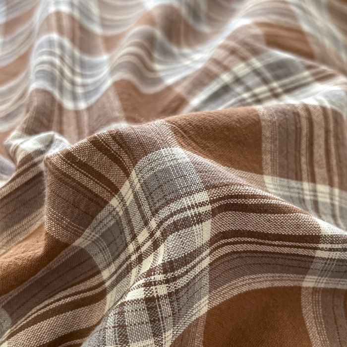 91家纺网 家纺一手货源 找家纺 花漾家居 2026新款全棉色织水洗棉复古花边无印格条被套三件套四件套 生巧可可