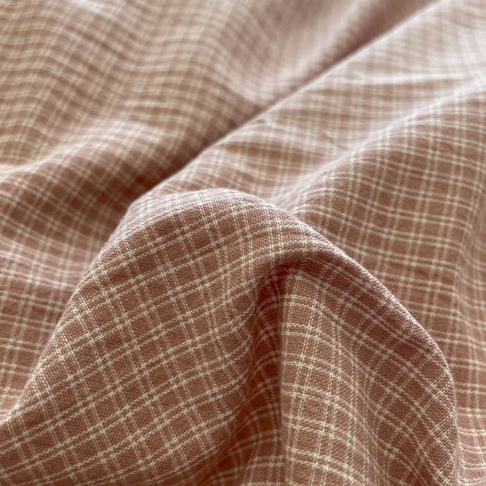 91家纺网 家纺一手货源 找家纺 花漾家居 2026新款全棉色织水洗棉复古花边无印格条被套三件套四件套 奶油樱花