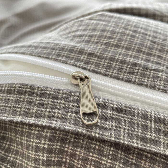 91家纺网 家纺一手货源 找家纺 花漾家居 2026新款全棉色织水洗棉复古花边无印格条被套三件套四件套 星光洛可