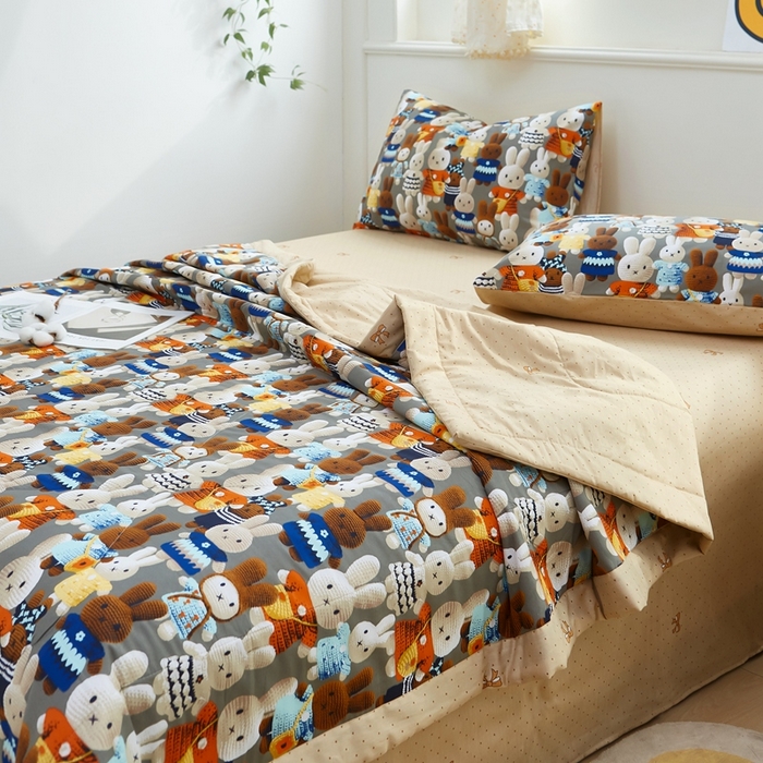 91家纺网 家纺一手货源 找家纺 黛妮雅 2026新款里外全棉印花棉花被纯棉夏被夏凉被空调被 夏被四件套幸运兔