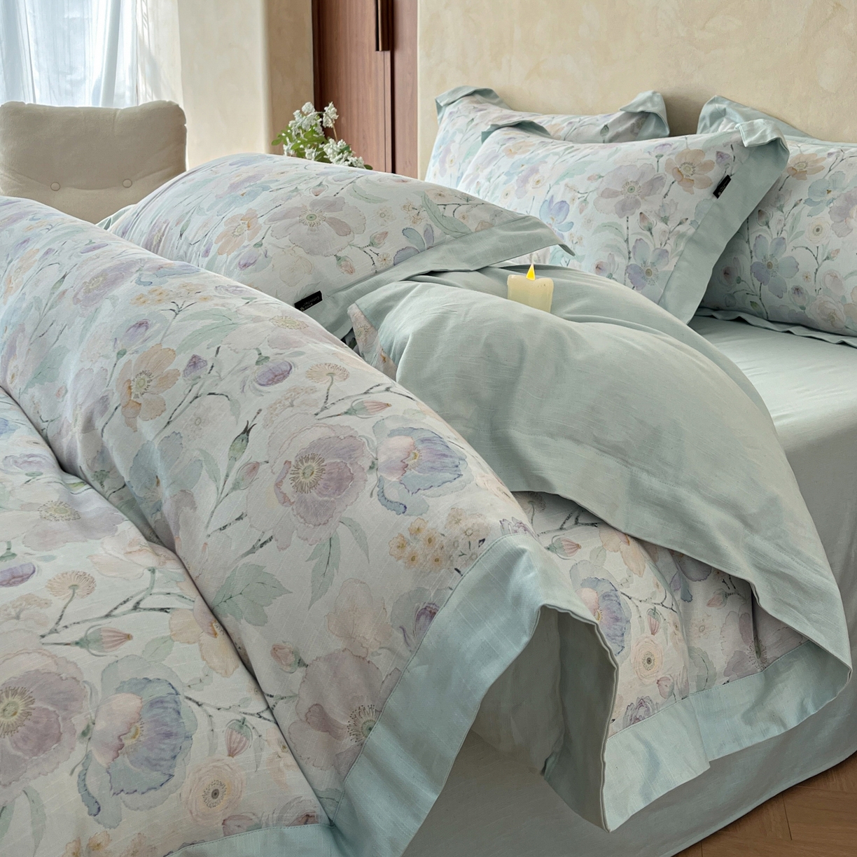 91家纺网 家纺一手货源 找家纺 金昱纺 2026新款拼角工艺款数码印花棉麻四件套 布拉格-兰