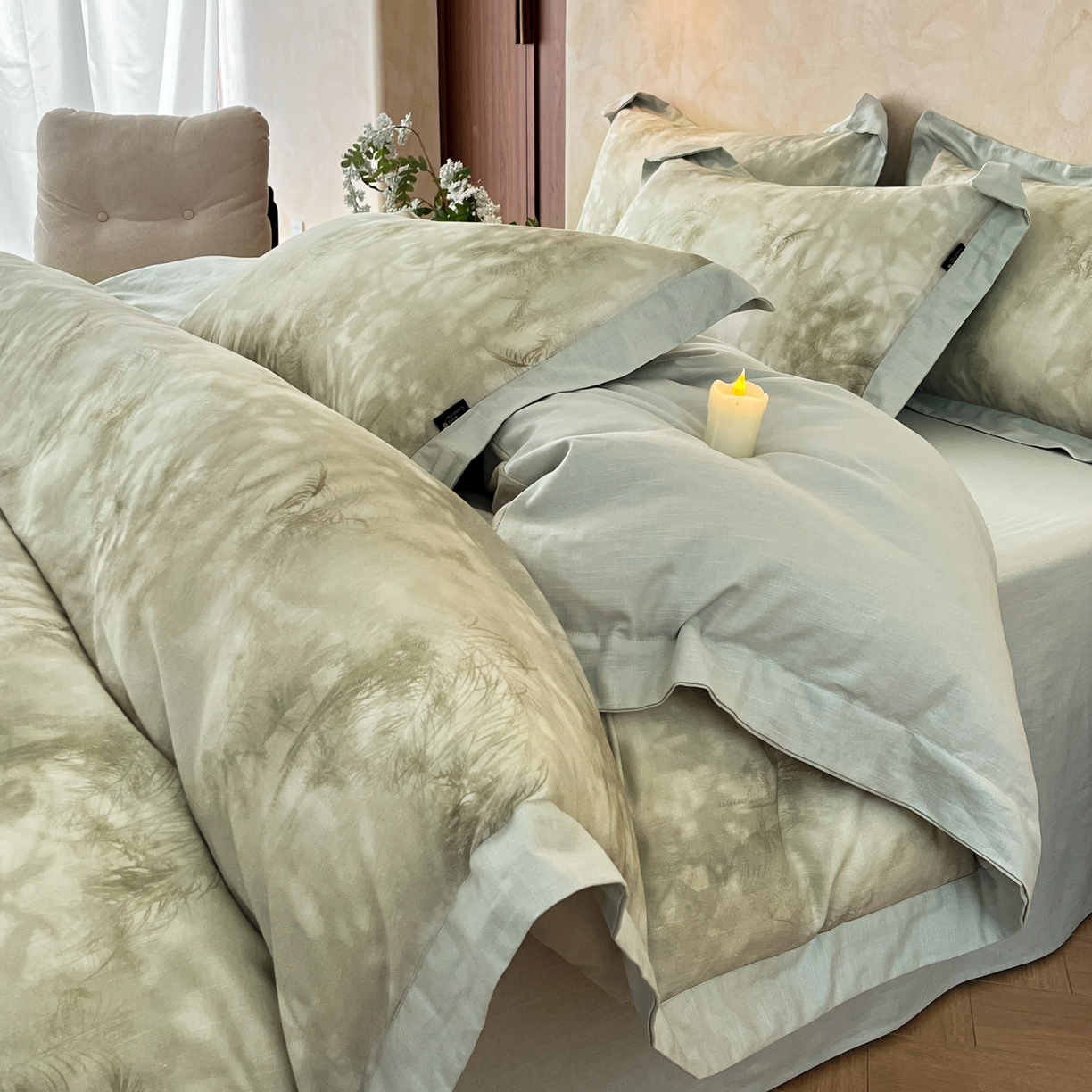 91家纺网 家纺一手货源 找家纺 金昱纺 2026新款拼角工艺款数码印花棉麻四件套 辰梦-绿