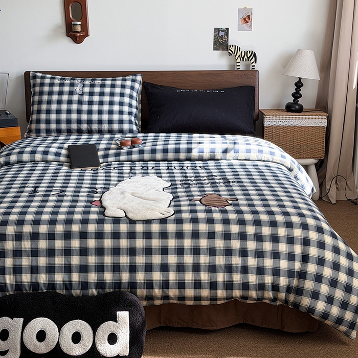 91家纺网 家纺一手货源 找家纺 HL原创 2026新款全棉双层纱贴布绣四件套 小白熊