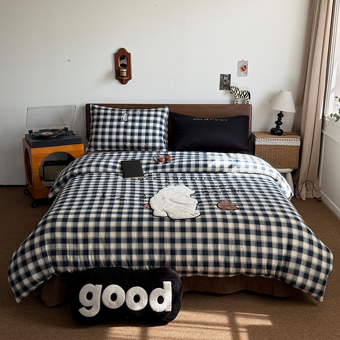 91家纺网 家纺一手货源 找家纺 HL原创 2026新款全棉双层纱贴布绣四件套 小白熊