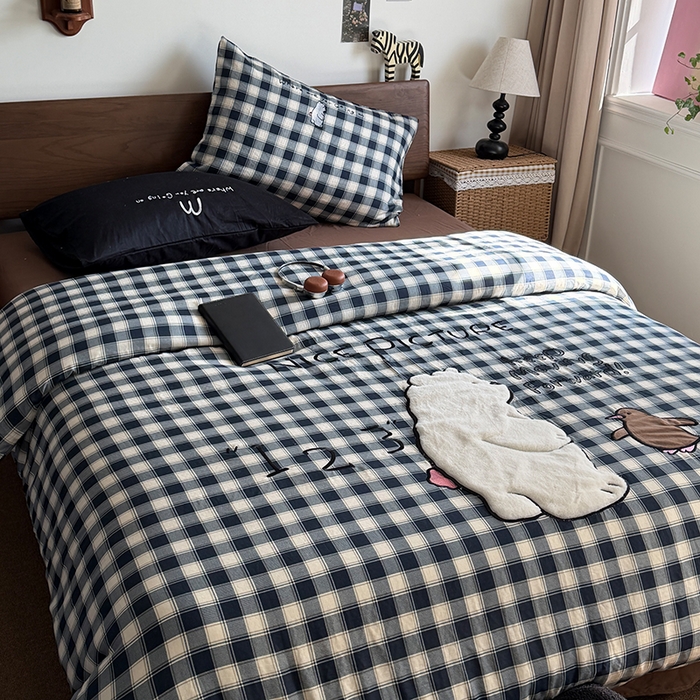 91家纺网 家纺一手货源 找家纺 HL原创 2026新款全棉双层纱贴布绣四件套 小白熊