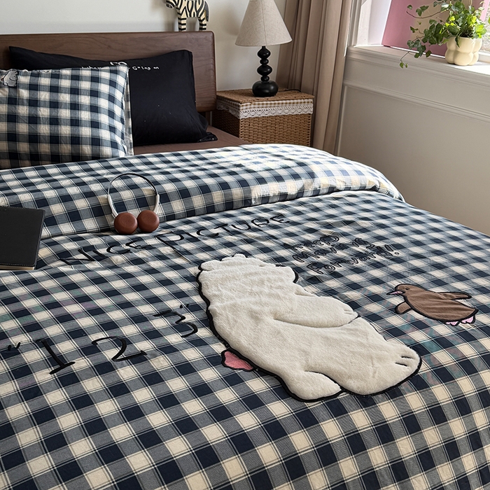 91家纺网 家纺一手货源 找家纺 HL原创 2026新款全棉双层纱贴布绣四件套 小白熊