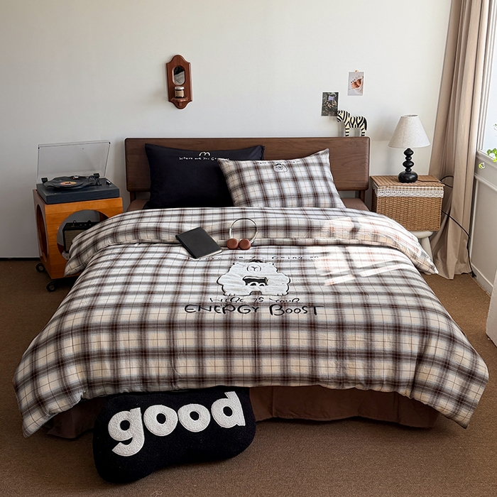 91家纺网 家纺一手货源 找家纺 HL原创 2026新款全棉双层纱贴布绣四件套 学士熊