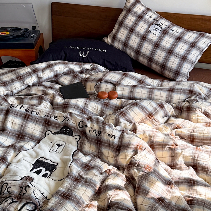 91家纺网 家纺一手货源 找家纺 HL原创 2026新款全棉双层纱贴布绣四件套 学士熊