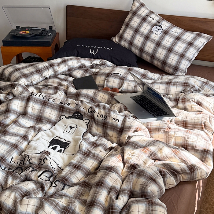 91家纺网 家纺一手货源 找家纺 HL原创 2026新款全棉双层纱贴布绣四件套 学士熊