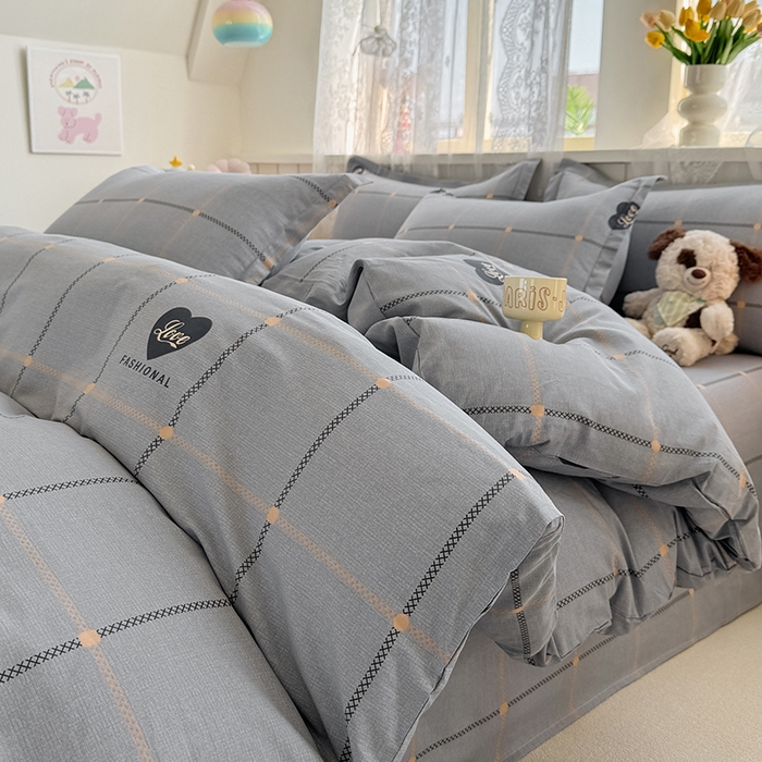 91家纺网 家纺一手货源 找家纺 简冠家纺 2026新款12868印花全棉单被套 心动集灰