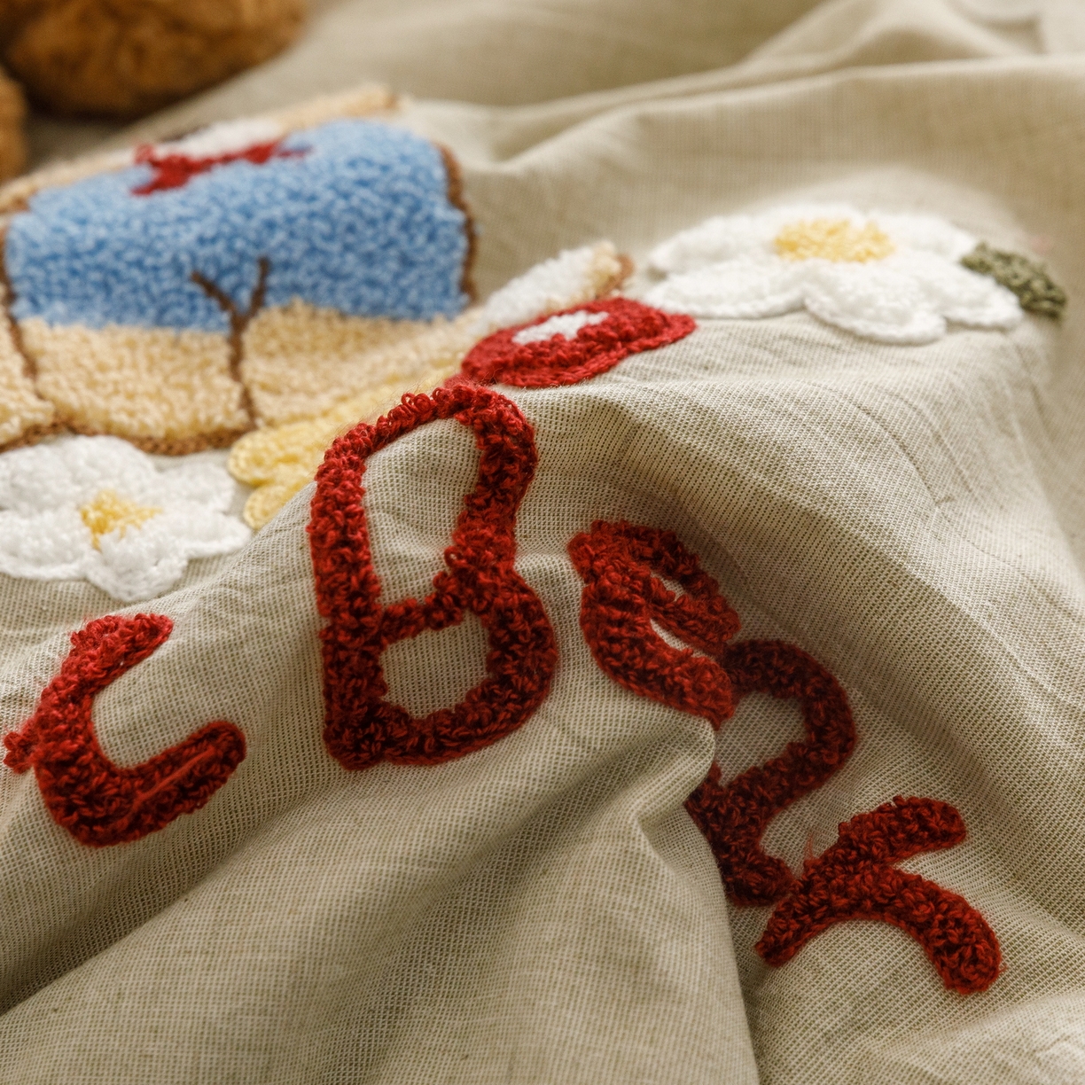 91家纺网 家纺一手货源 找家纺 艾莱家纺 2026春夏新款A类棉麻加厚四件套精艺刺绣精致毛巾绣四件套-冉初 冉初-绿