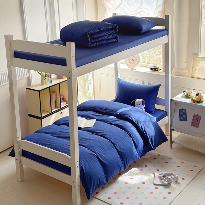 91家纺网 家纺一手货源 找家纺 简冠家纺 2025新款13372全棉纯色学生三件套 火焰蓝