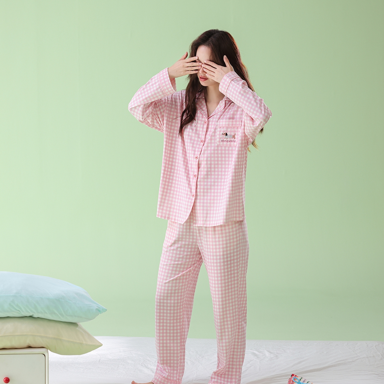 91家纺网 家纺一手货源 找家纺 （总）妍景家居生活馆 2026新款新疆棉翻领粉格格腊肠狗狗