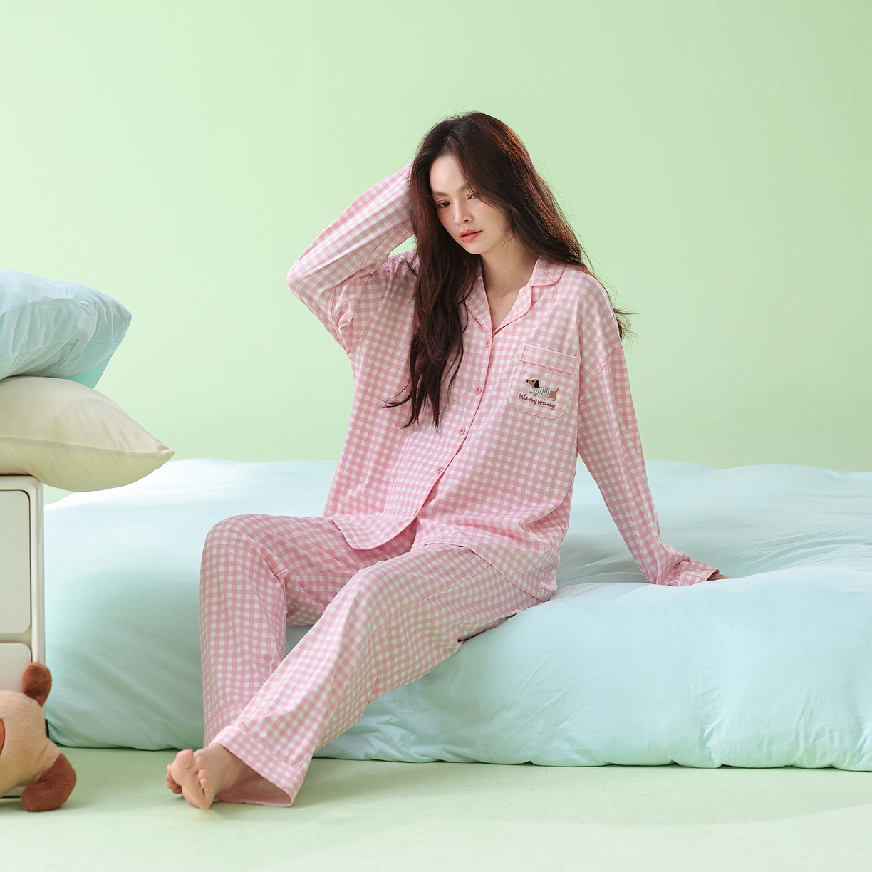 91家纺网 家纺一手货源 找家纺 （总）妍景家居生活馆 2026新款新疆棉翻领粉格格腊肠狗狗