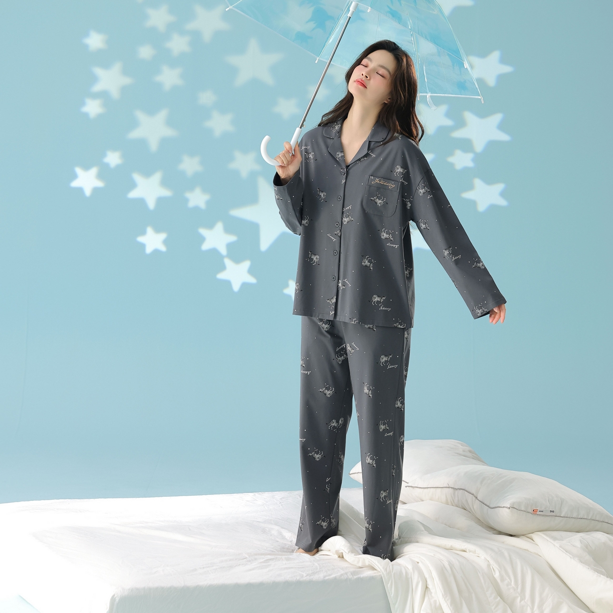 （总）妍景家居生活馆 2026新款新疆棉情侣款翻领豹子款套装家居服