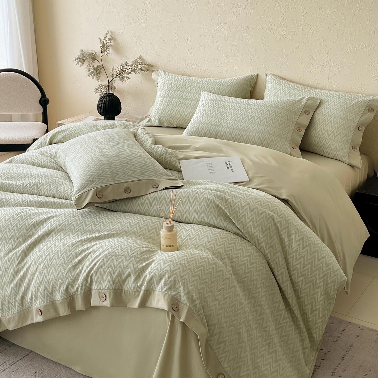 91家纺网 家纺一手货源 找家纺 （总）帅露家纺 2026新款A类全棉纯棉色织大提花纽扣款四件套