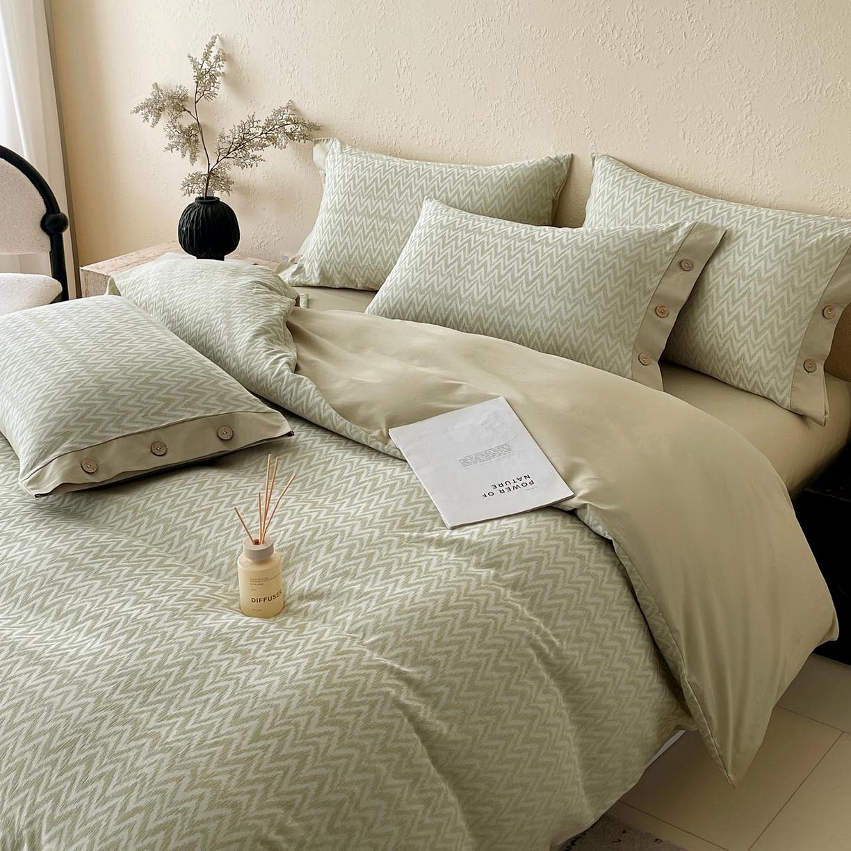 91家纺网 家纺一手货源 找家纺 （总）帅露家纺 2026新款A类全棉纯棉色织大提花纽扣款四件套