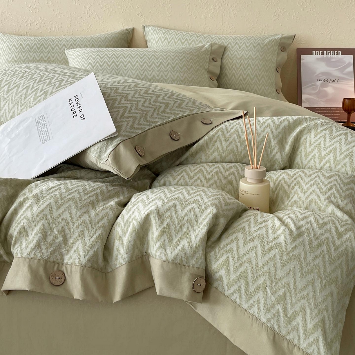 91家纺网 家纺一手货源 找家纺 （总）帅露家纺 2026新款A类全棉纯棉色织大提花纽扣款四件套