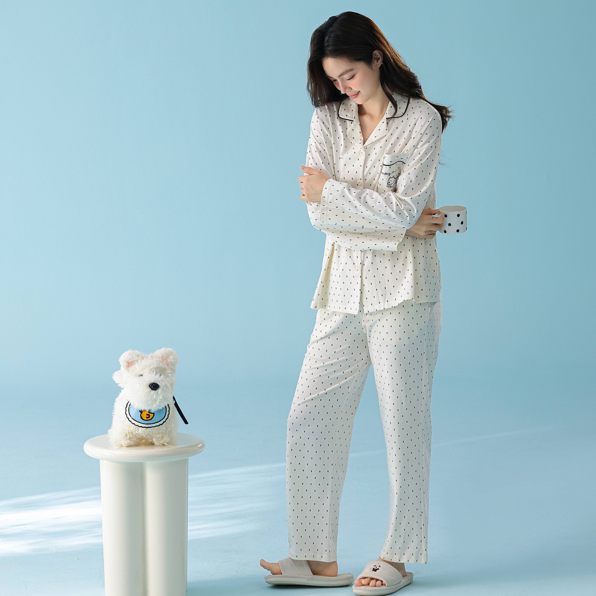 91家纺网 家纺一手货源 找家纺 妍景家居生活馆 2026新款新疆棉情侣款翻领黑白波点家居服 女款