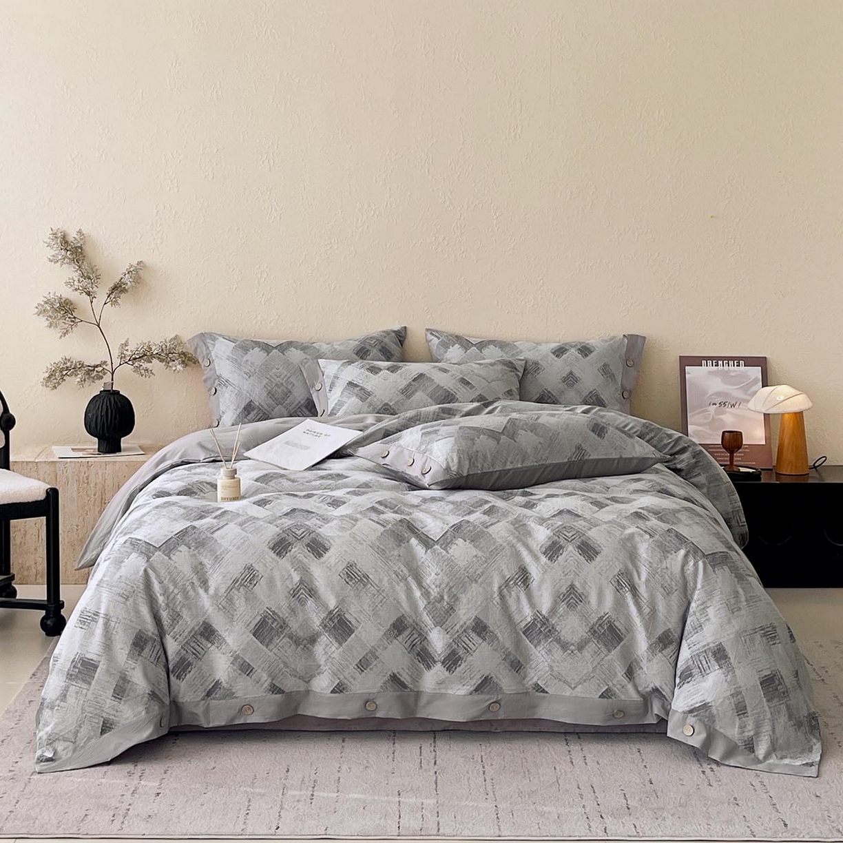 91家纺网 家纺一手货源 找家纺 帅露家纺 2026新款A类全棉纯棉色织大提花纽扣款四件套 布拉格-灰