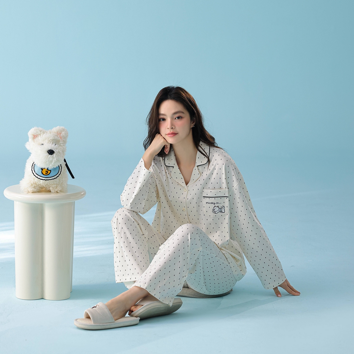 91家纺网 家纺一手货源 找家纺 妍景家居生活馆 2026新款新疆棉情侣款翻领黑白波点家居服 女款