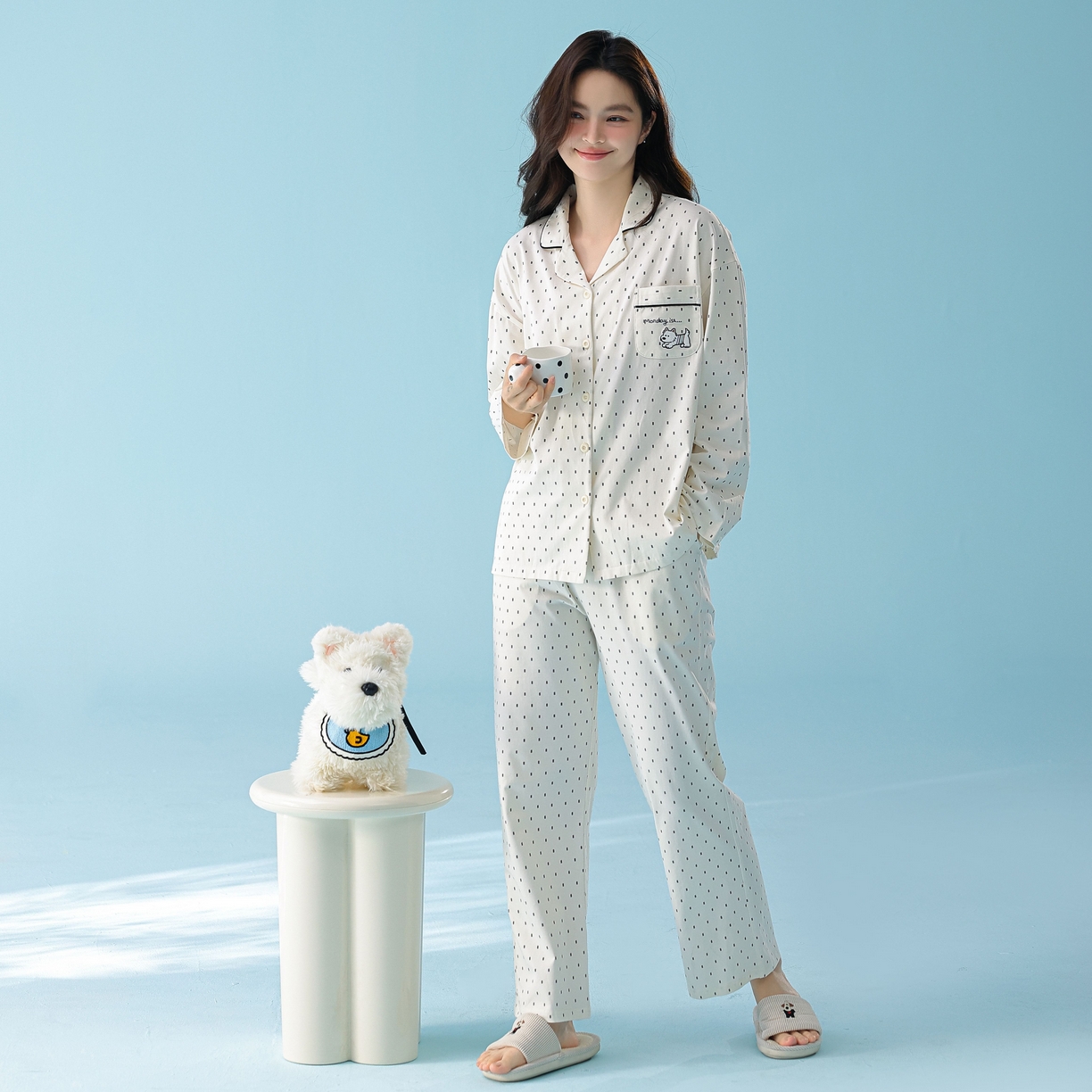 91家纺网 家纺一手货源 找家纺 妍景家居生活馆 2026新款新疆棉情侣款翻领黑白波点家居服 女款