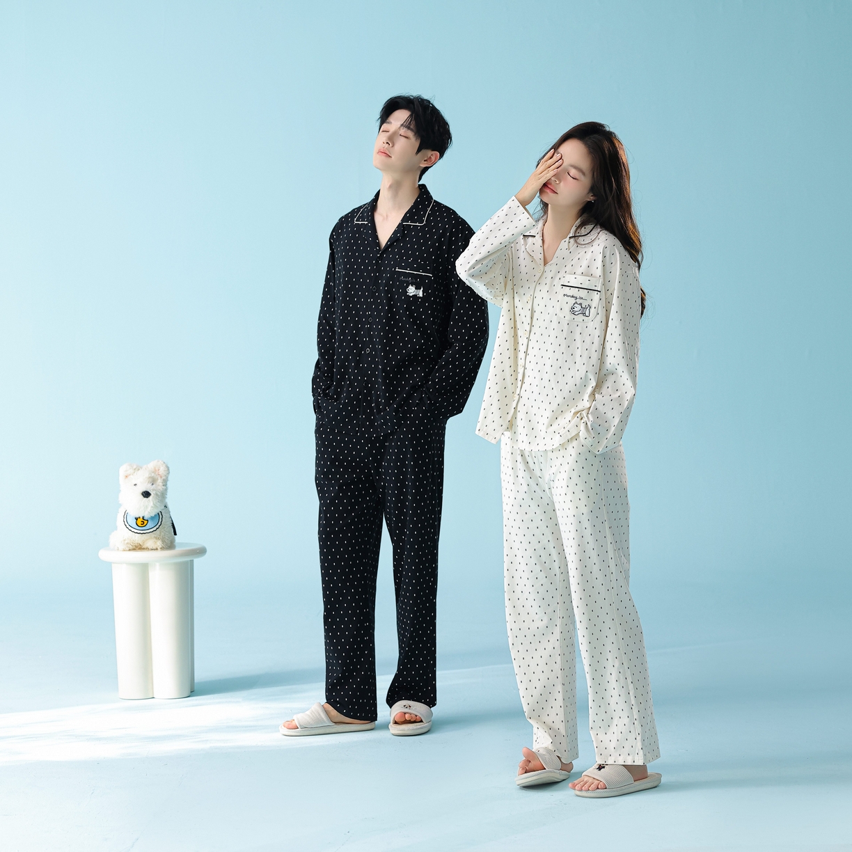 91家纺网 家纺一手货源 找家纺 妍景家居生活馆 2026新款新疆棉情侣款翻领黑白波点家居服 组合图仅供参考不可下单