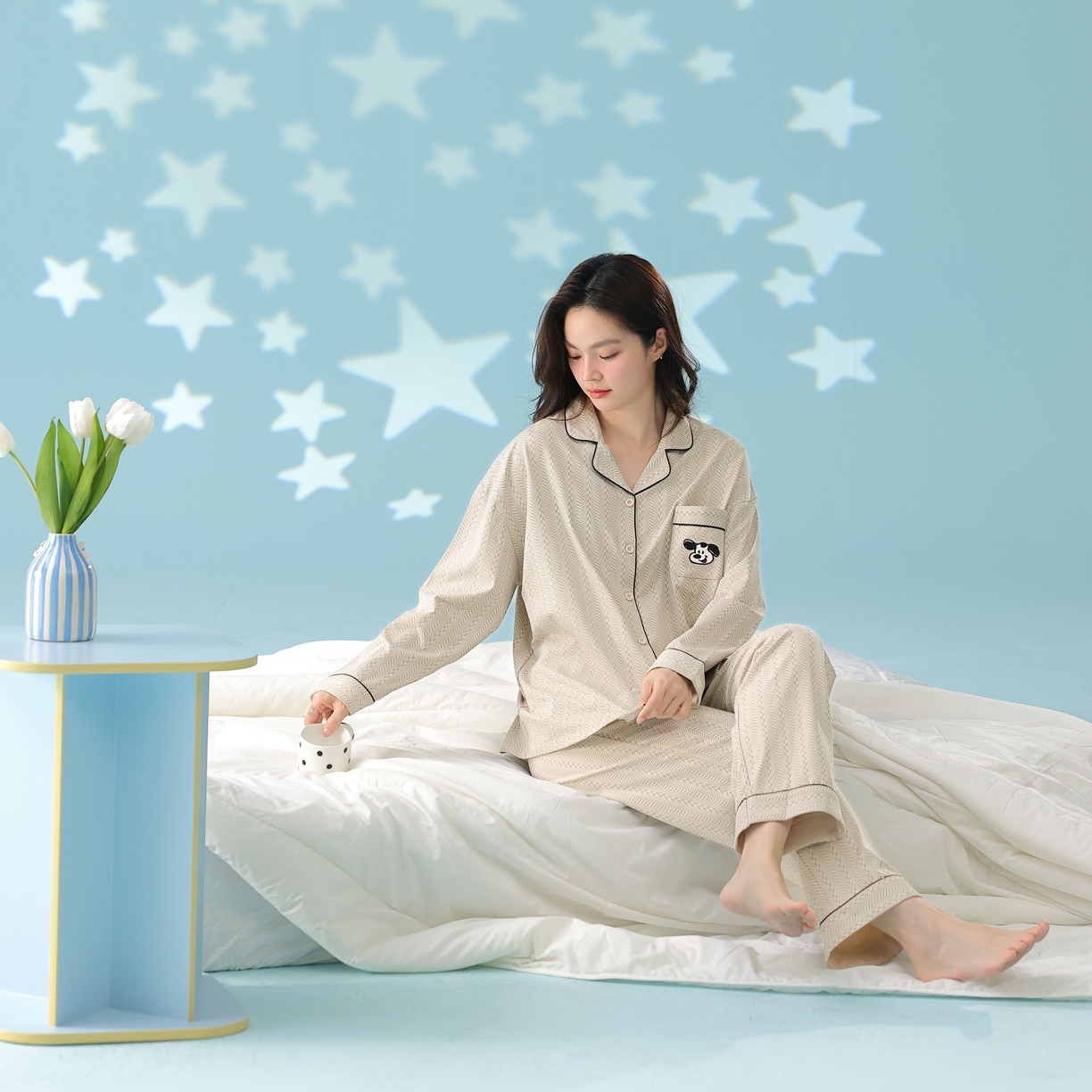 91家纺网 家纺一手货源 找家纺 妍景家居生活馆 2026新款新疆棉情侣款翻领软萌狗狗套装家居服 女款