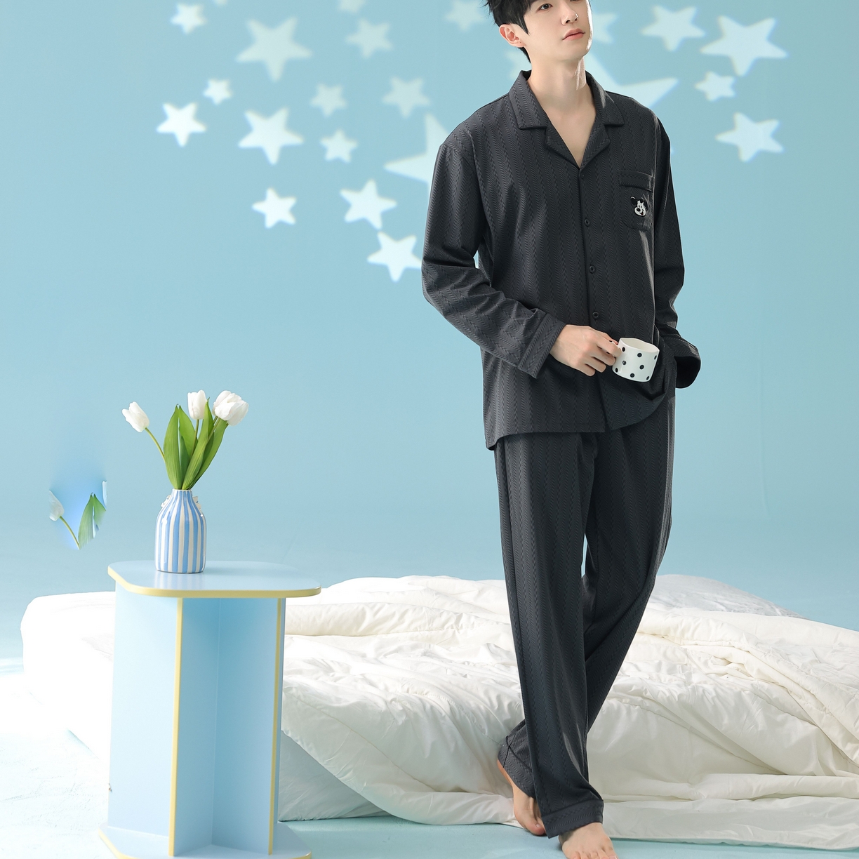 91家纺网 家纺一手货源 找家纺 妍景家居生活馆 2026新款新疆棉情侣款翻领软萌狗狗套装家居服 男款