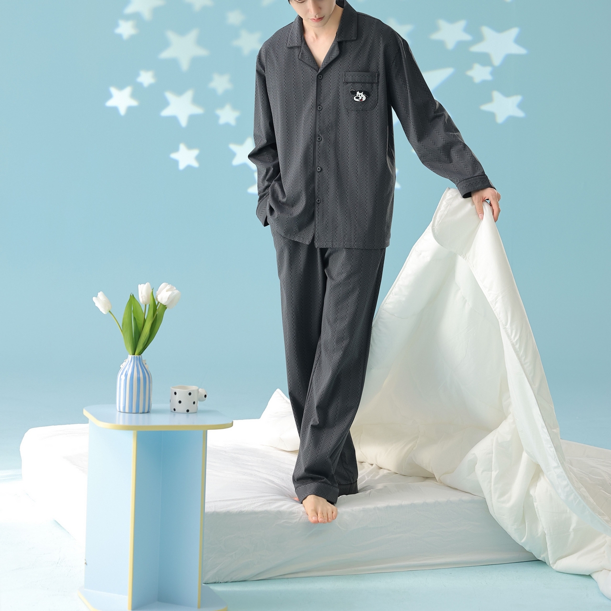 91家纺网 家纺一手货源 找家纺 妍景家居生活馆 2026新款新疆棉情侣款翻领软萌狗狗套装家居服 男款