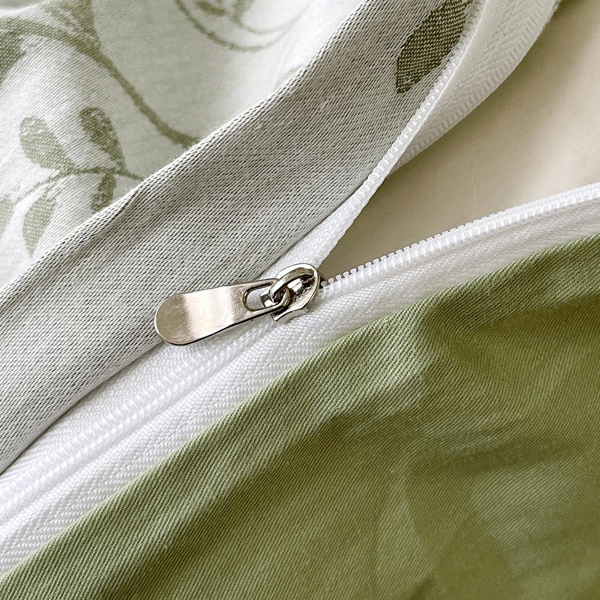 91家纺网 家纺一手货源 找家纺 帅露家纺 2026新款全棉纯棉色织大提花四件套 青禾-绿