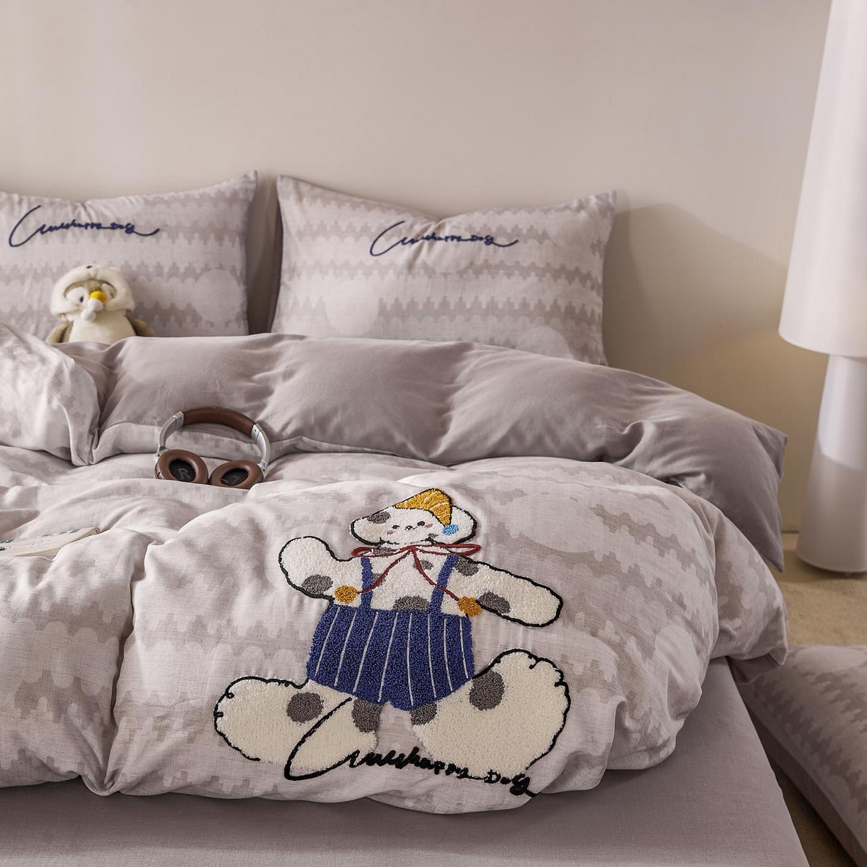 91家纺网 家纺一手货源 找家纺 （总）帅露家纺 2026新款A类全棉纯棉双层纱毛巾绣四件套